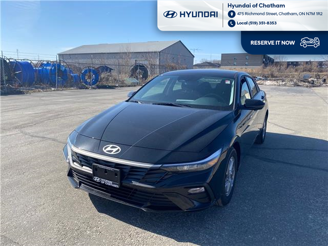2025 Hyundai Elantra ESSENTIAL (Stk: S179) in Chatham - Image 1 of 17