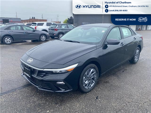 2025 Hyundai Elantra Preferred (Stk: S330) in Chatham - Image 1 of 20