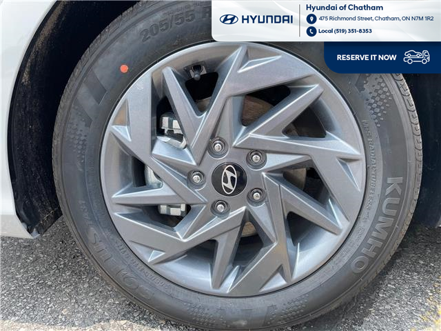 2025 Hyundai Elantra Preferred (Stk: S334) in Chatham - Image 8 of 20