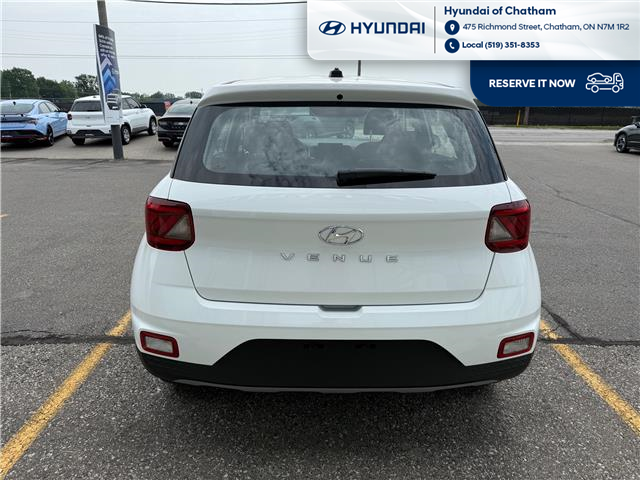 2025 Hyundai Venue ESSENTIAL (Stk: S346) in Chatham - Image 4 of 23