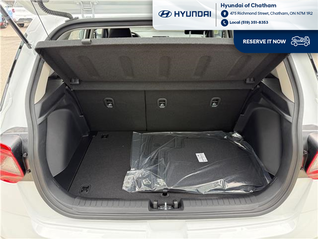 2025 Hyundai Venue ESSENTIAL (Stk: S346) in Chatham - Image 5 of 23