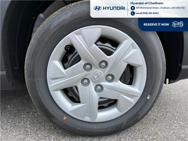 2025 Hyundai Venue ESSENTIAL (Stk: S346) in Chatham - Image 10 of 23