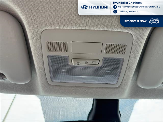 2025 Hyundai Venue ESSENTIAL (Stk: S346) in Chatham - Image 22 of 23