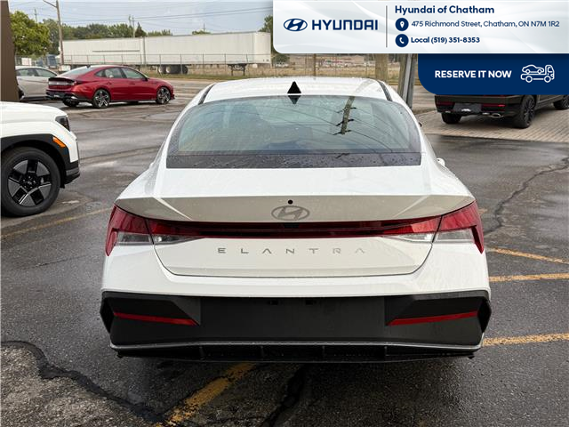 2025 Hyundai Elantra ESSENTIAL (Stk: S425) in Chatham - Image 6 of 32