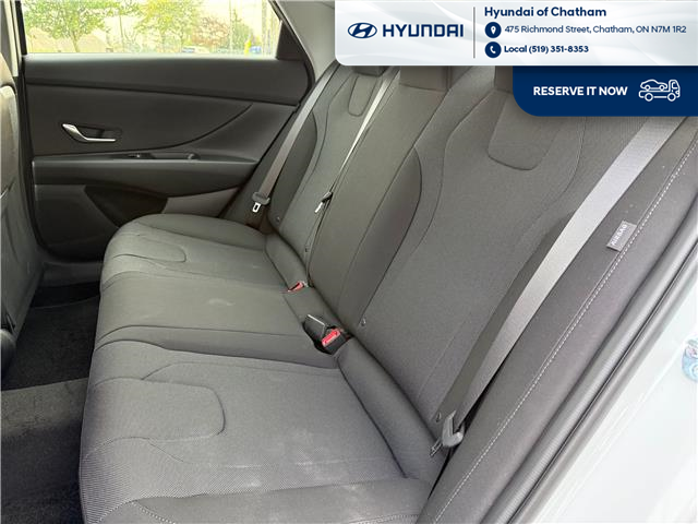 2025 Hyundai Elantra ESSENTIAL (Stk: S425) in Chatham - Image 15 of 32