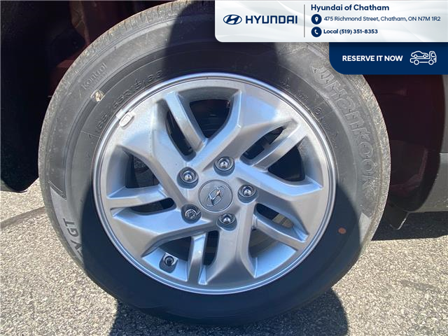 2025 Hyundai Venue Preferred (Stk: S417) in Chatham - Image 5 of 25