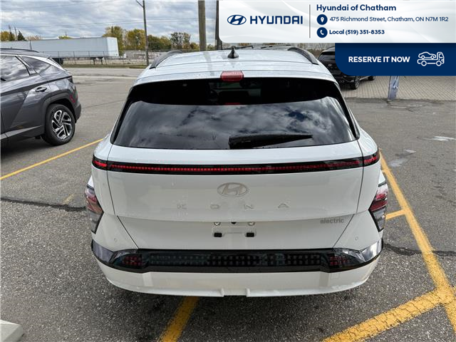2026 Hyundai Kona Electric Preferred w/Ultimate Package (Stk: T043) in Chatham - Image 4 of 4