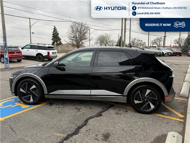 2026 Hyundai IONIQ 5 Preferred Long Range w/Ultimate Package (Stk: T081) in Chatham - Image 2 of 50