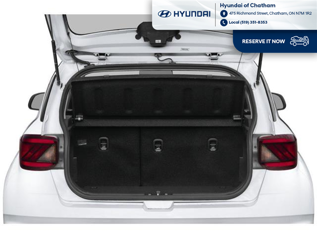 2026 Hyundai Venue ESSENTIAL (Stk: T111) in Chatham - Image 8 of 11