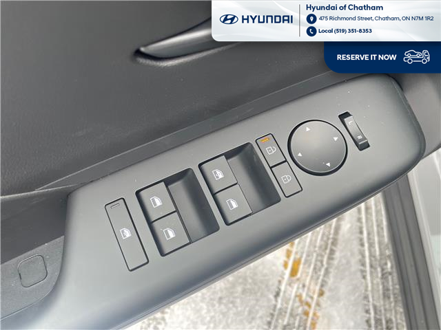 2026 Hyundai Kona 2.0L Essential (Stk: T059) in Chatham - Image 12 of 27