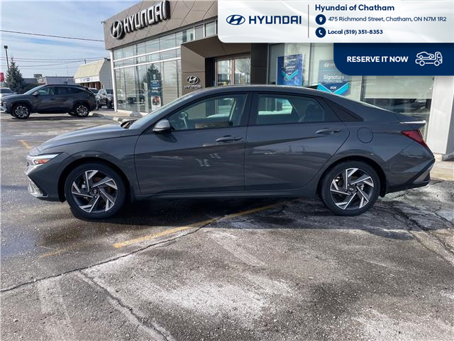 2025 Hyundai Elantra Preferred w/Tech Package (Stk: S430) in Chatham - Image 2 of 30