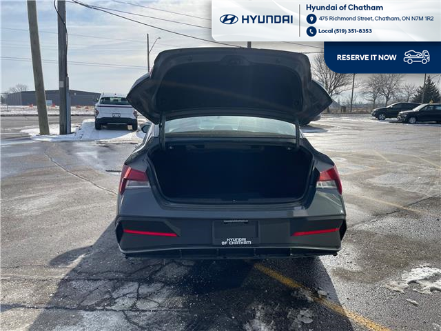 2025 Hyundai Elantra Preferred w/Tech Package (Stk: S430) in Chatham - Image 5 of 30