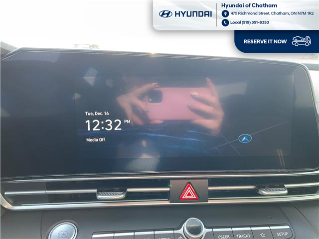 2025 Hyundai Elantra Preferred w/Tech Package (Stk: S430) in Chatham - Image 17 of 30