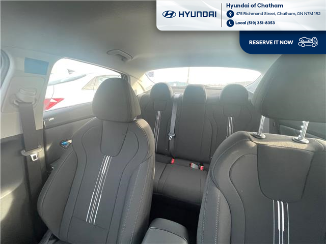 2025 Hyundai Elantra Preferred (Stk: S433) in Chatham - Image 25 of 27