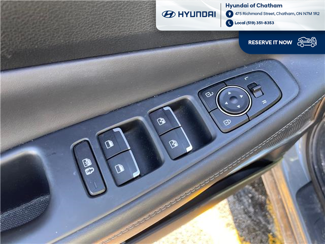 2021 Hyundai Santa Fe Preferred w/Trend Package (Stk: T030A) in Chatham - Image 12 of 28