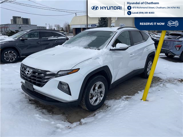 2024 Hyundai Tucson Preferred (Stk: 5B055A) in Chatham - Image 1 of 28