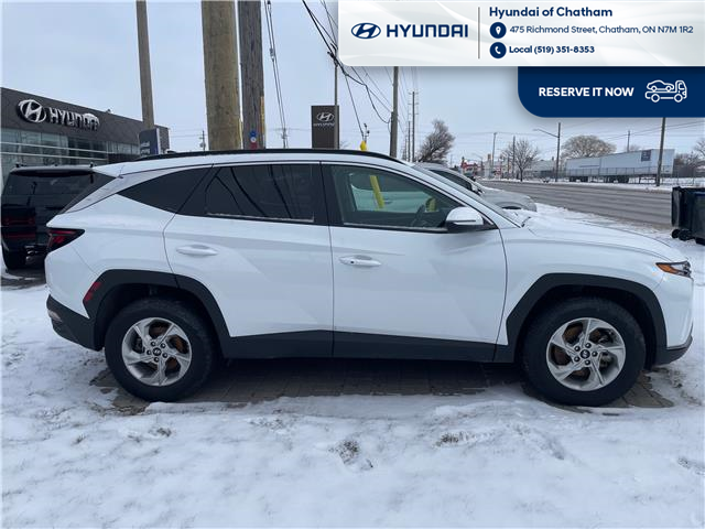 2024 Hyundai Tucson Preferred (Stk: 5B055A) in Chatham - Image 7 of 28