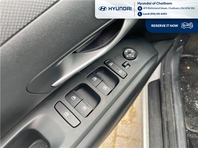 2024 Hyundai Tucson Preferred (Stk: 5B055A) in Chatham - Image 12 of 28