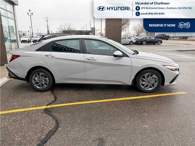 2025 Hyundai Elantra Preferred (Stk: S434) in Chatham - Image 4 of 24