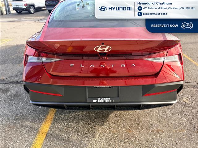 2026 Hyundai Elantra Preferred (Stk: T098) in Chatham - Image 6 of 24