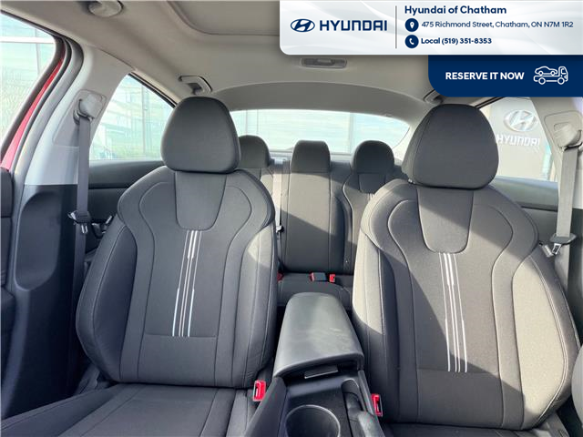 2026 Hyundai Elantra Preferred (Stk: T098) in Chatham - Image 15 of 24