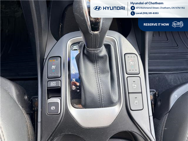 2018 Hyundai Santa Fe Sport 2.0T Ultimate (Stk: S392A) in Chatham - Image 15 of 19