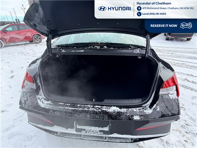 2026 Hyundai Elantra ESSENTIAL (Stk: T118) in Chatham - Image 7 of 24