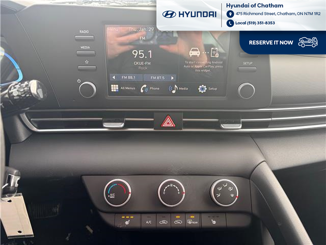 2026 Hyundai Elantra ESSENTIAL (Stk: T118) in Chatham - Image 17 of 24