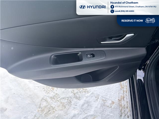 2026 Hyundai Elantra ESSENTIAL (Stk: T118) in Chatham - Image 23 of 24