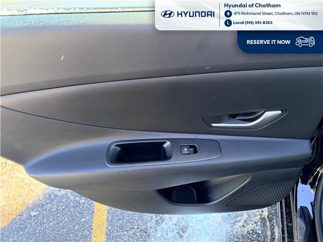 2026 Hyundai Elantra ESSENTIAL (Stk: T108) in Chatham - Image 23 of 24