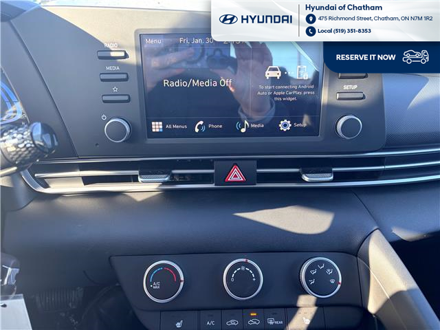 2026 Hyundai Elantra ESSENTIAL (Stk: T120) in Chatham - Image 14 of 21