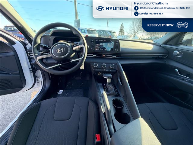 2026 Hyundai Elantra ESSENTIAL (Stk: T126) in Chatham - Image 10 of 24
