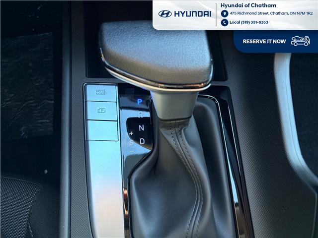 2026 Hyundai Elantra ESSENTIAL (Stk: T126) in Chatham - Image 20 of 24