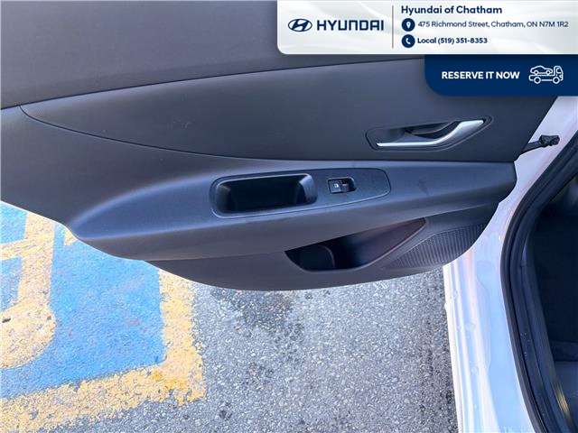 2026 Hyundai Elantra ESSENTIAL (Stk: T126) in Chatham - Image 23 of 24