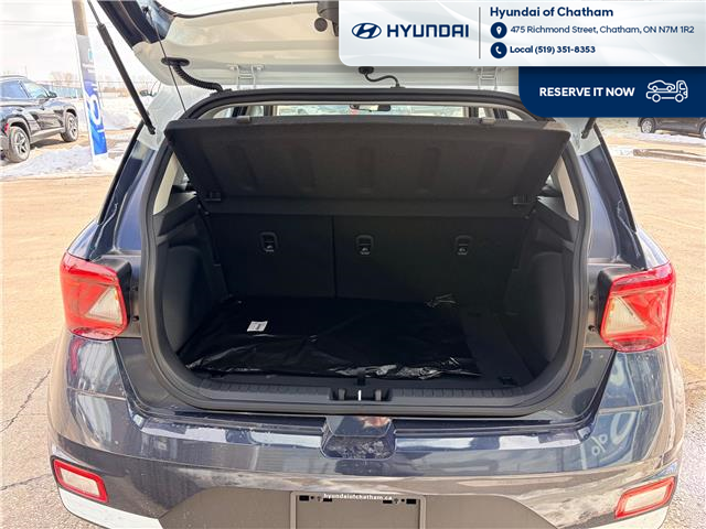2026 Hyundai Venue Preferred w/Two-Tone (Stk: T130) in Chatham - Image 7 of 24