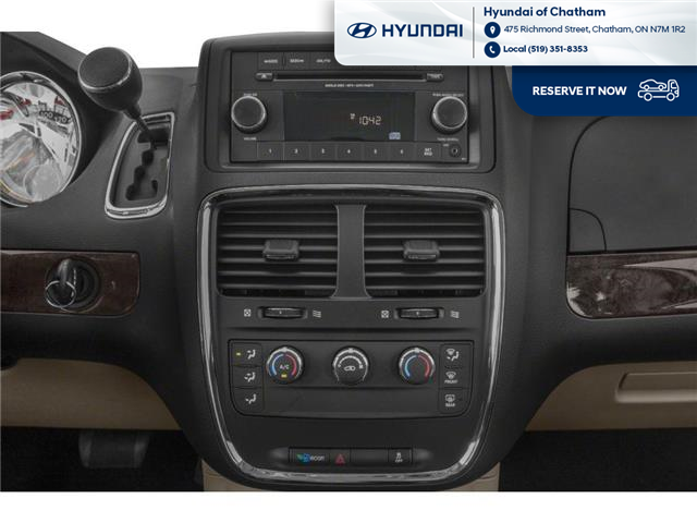 2017 Dodge Grand Caravan Crew (Stk: T112A) in Chatham - Image 7 of 9