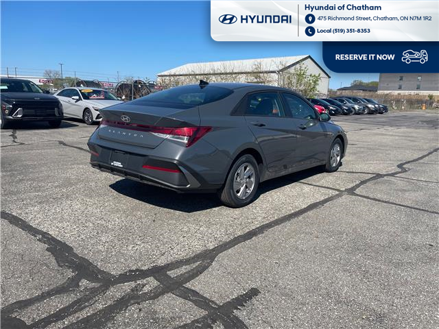 2026 Hyundai Elantra ESSENTIAL (Stk: T176) in Chatham - Image 3 of 31