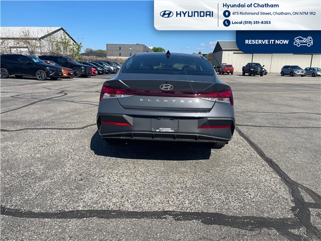 2026 Hyundai Elantra ESSENTIAL (Stk: T176) in Chatham - Image 4 of 31