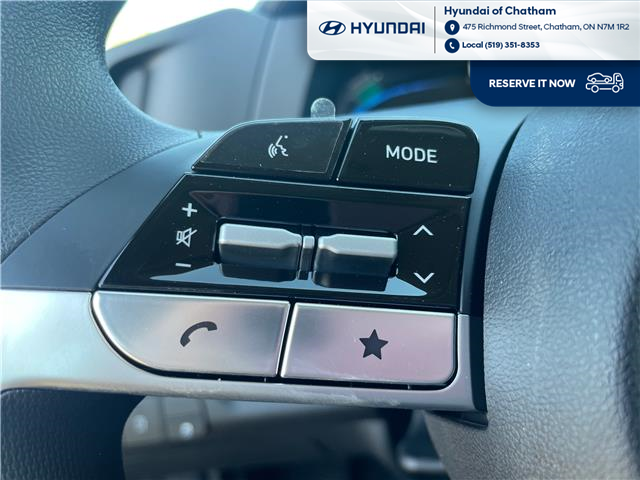2026 Hyundai Elantra ESSENTIAL (Stk: T176) in Chatham - Image 15 of 31