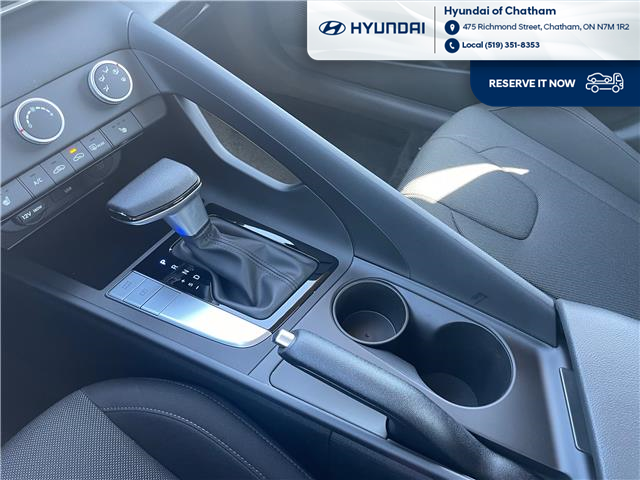 2026 Hyundai Elantra ESSENTIAL (Stk: T176) in Chatham - Image 22 of 31