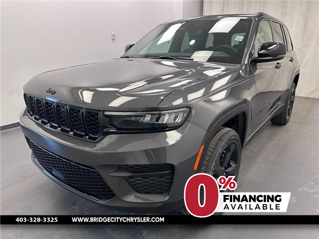 2024 Jeep Grand Cherokee Laredo (Stk: A24236) in Lethbridge - Image 1 of 31