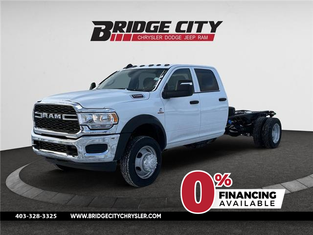 2024 RAM 5500 Chassis Tradesman/SLT/Laramie/Limited (Stk: A24305) in Lethbridge - Image 1 of 15