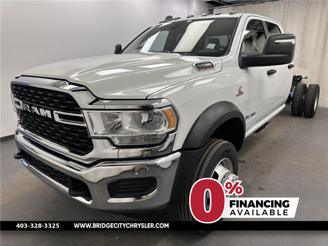 2024 RAM 5500 Chassis Tradesman/SLT/Laramie/Limited (Stk: A24330) in Lethbridge - Image 1 of 28
