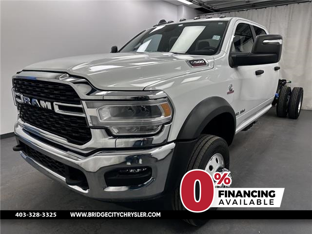 2024 RAM 5500 Chassis Tradesman/SLT/Laramie/Limited (Stk: A24320) in Lethbridge - Image 1 of 25