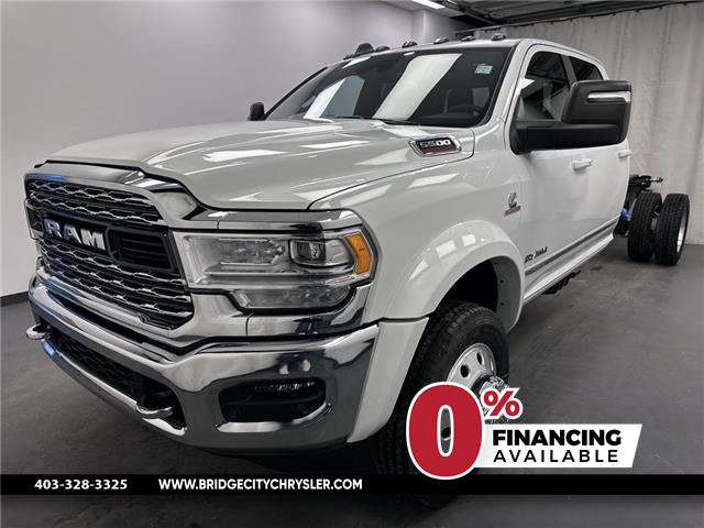 2024 RAM 5500 Chassis Tradesman/SLT/Laramie/Limited (Stk: A24338) in Lethbridge - Image 1 of 17