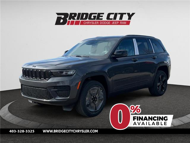 2025 Jeep Grand Cherokee Laredo (Stk: A25105) in Lethbridge - Image 1 of 8