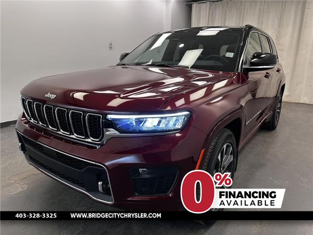2025 Jeep Grand Cherokee Overland (Stk: A25152) in Lethbridge - Image 1 of 29