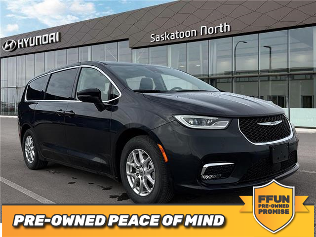 2023 Chrysler Pacifica Touring-L (Stk: F0693) in Saskatoon - Image 1 of 29
