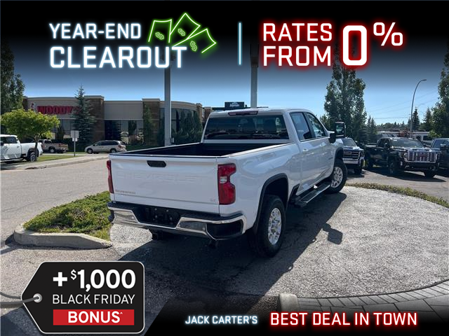 2025 Chevrolet Silverado 2500HD LT photo 4