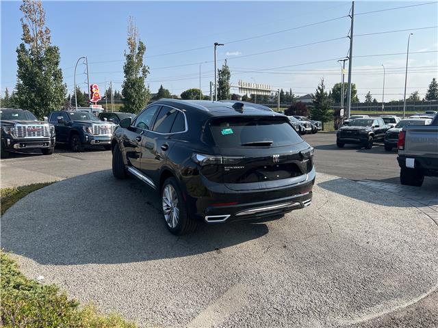 2025 Buick Envision Avenir photo 2